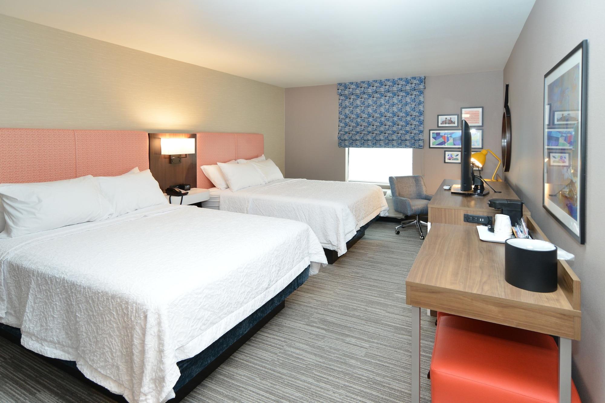 Hampton Inn & Suites Menomonie-Uw Stout Exterior foto
